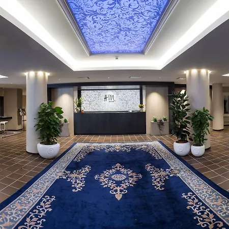 Hotel Mirage-2