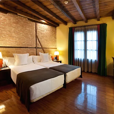 Abad Toledo-2
