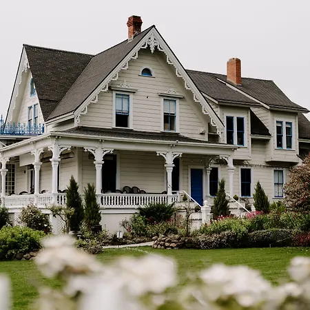 Maccallum House Inn-2