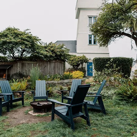 Maccallum House Inn-3