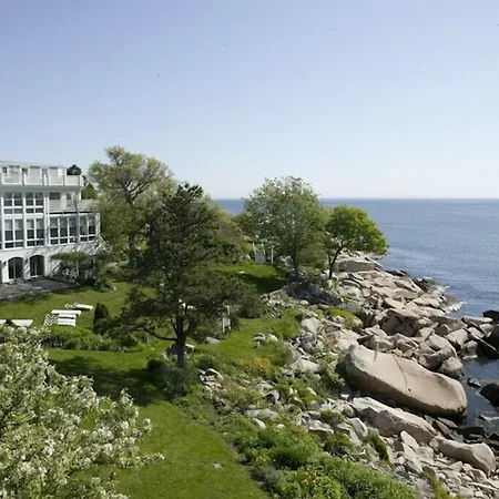Yankee Clipper Inn-2