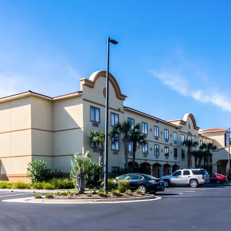 Comfort Suites-3