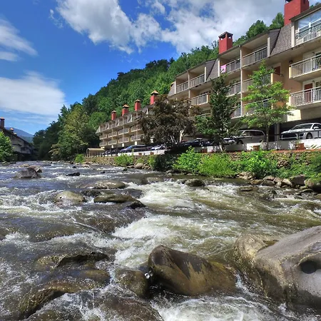 Gatlinburg River Inn-2
