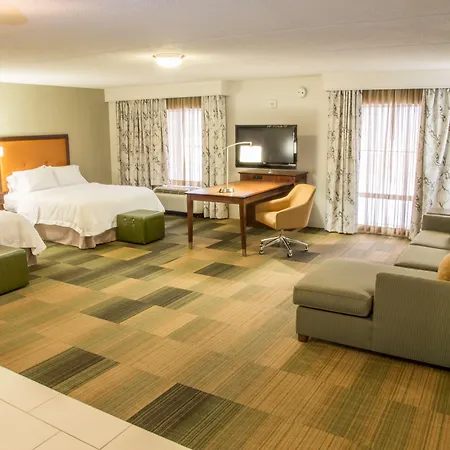 Hampton Inn & Suites Albany-Downtown-3
