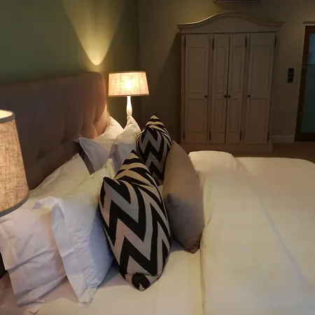 Sugar Hotel-3