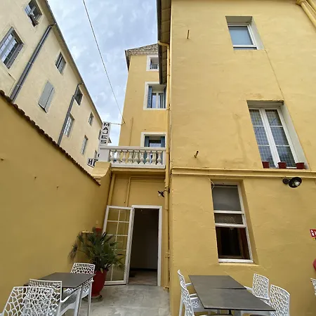 Hotel Majestic-2