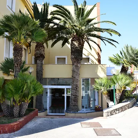 Palm Beach Hotel-3