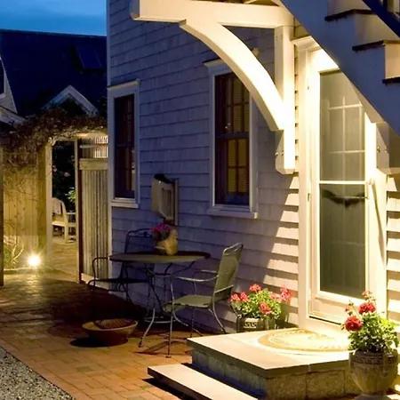 Revere Guest House-3