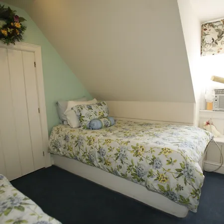 Parsonage Inn Bed And Breakfast-2