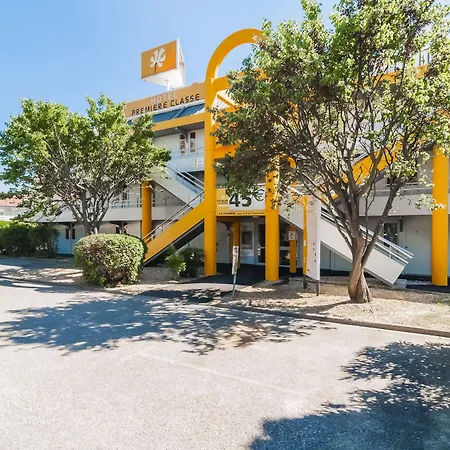 Hôtel Première Classe Orange-3