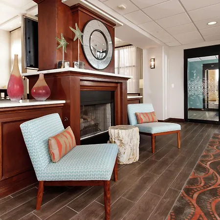 Hampton Inn & Suites Navarre-2