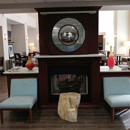 Hampton Inn & Suites Navarre-3