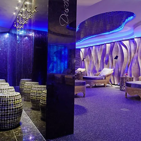 Savoy Hotel-3