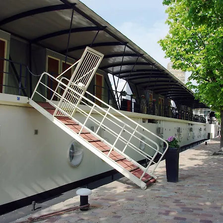 Floats By H2Otel Rotterdam-3