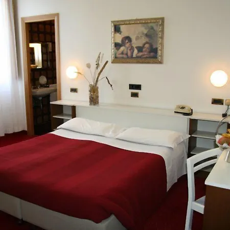 Grand Hotel Milano-2