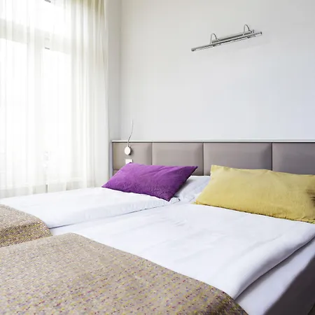 Hotel Alexandra-2