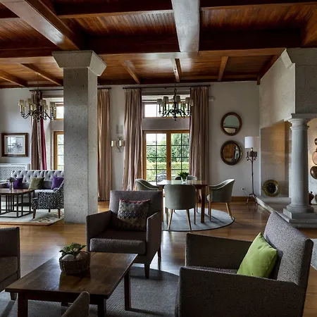 Parador De Tui-3