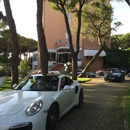 Hotel Beau Rivage Pineta-2