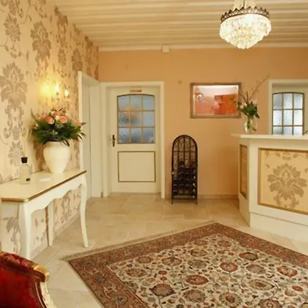 Alpina Hotel-3