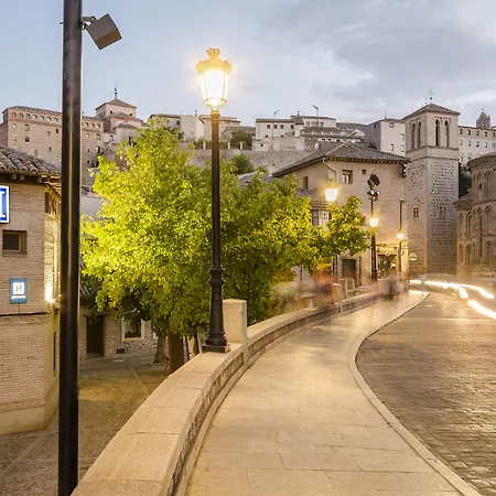 YIT Puerta Bisagra-2