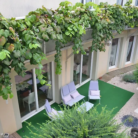 A La Villa Boucicaut-3