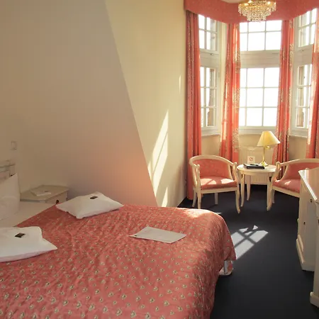Seehotel Schloss Klink-3