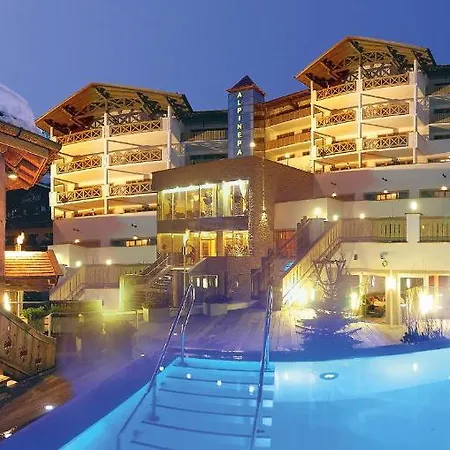 Hotel Alpine Palace-2