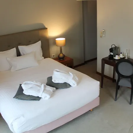 Logis Villa C Hôtel-3