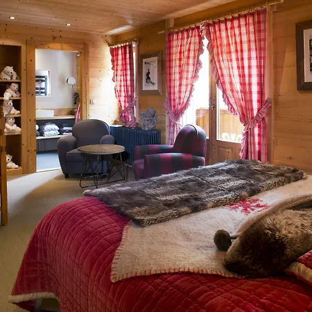 Chalet-Hôtel Les Cimes-2