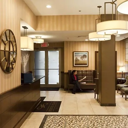 Pointe Plaza Hotel-3