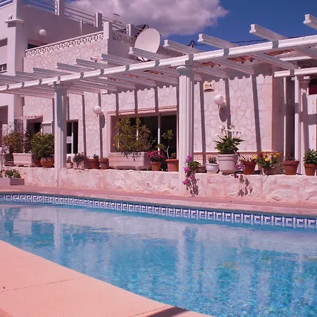 Hostal Residencial La Paloma-2