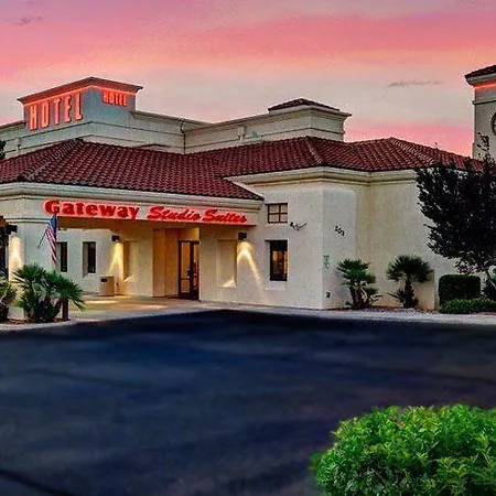 Gateway Studio Suites-2