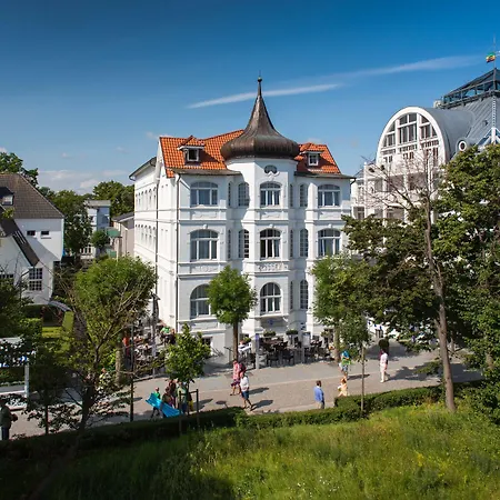 Strandhotel Binz-2