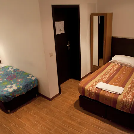 Hotel Barry-2