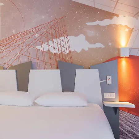ibis Styles Poitiers Centre-2