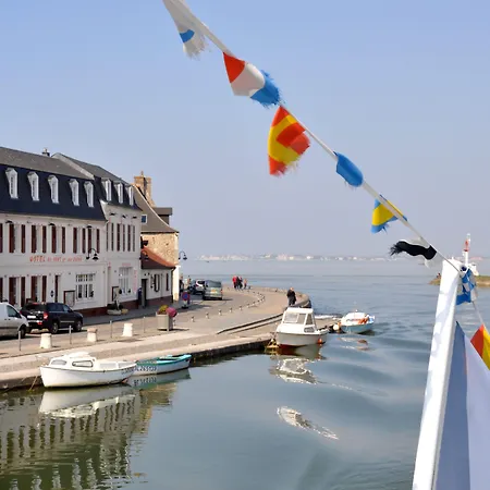 Hotel du Port et des Bains-3