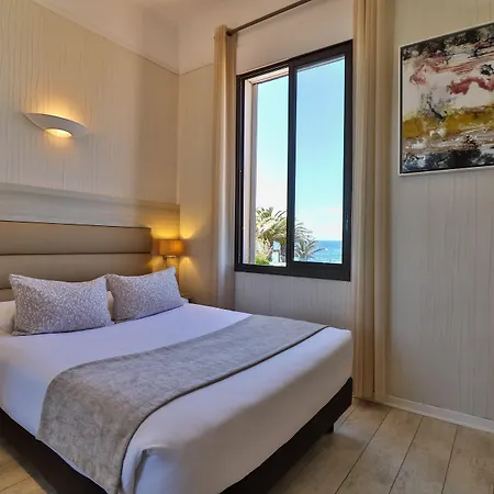 Golf Hotel-3