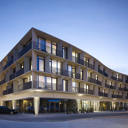Waveboard Hotel & Boardinghouse-2