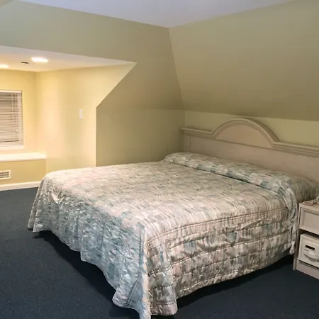 Riviera Resort & Suites-3