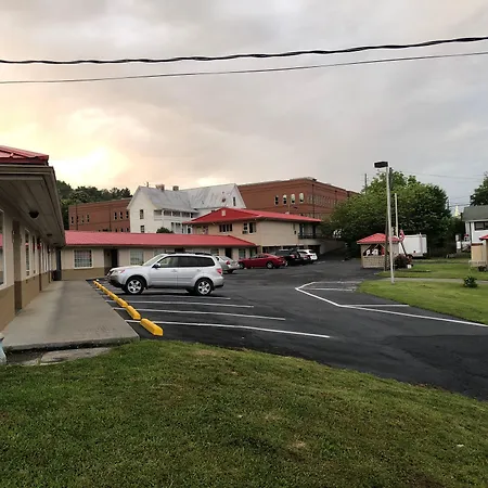 Ellijay Inn - Downtown Ellijay-3