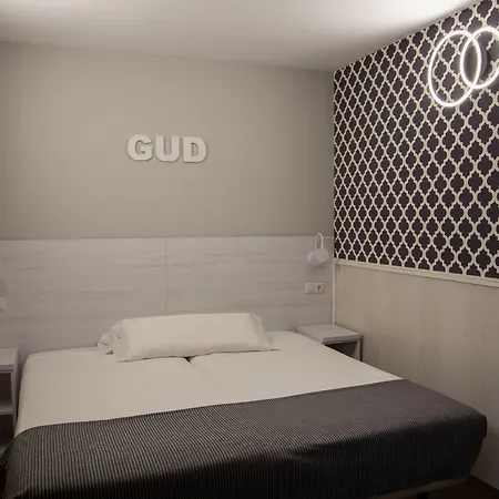 Hostal Gud Salamanca-3
