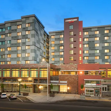 Courtyard By Marriott Seattle Everett Downtown-2