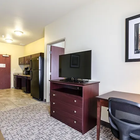 Cobblestone Hotel & Suites - Erie-3
