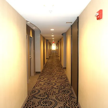 Hotel At Batavia Downs-3