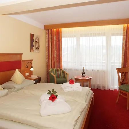 Ferienhotel Hubertus-3
