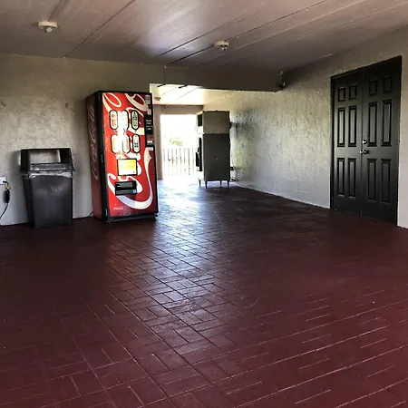 Sun Coast Inn-3