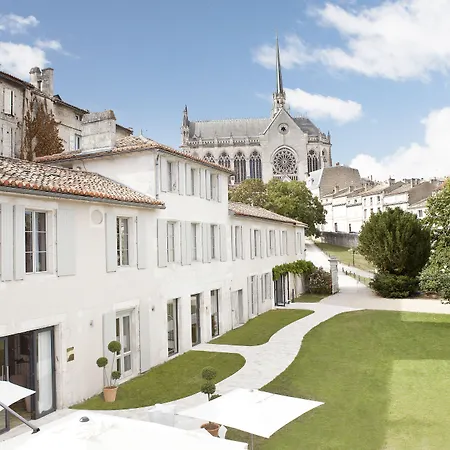 Hotel Le Saint Gelais-2