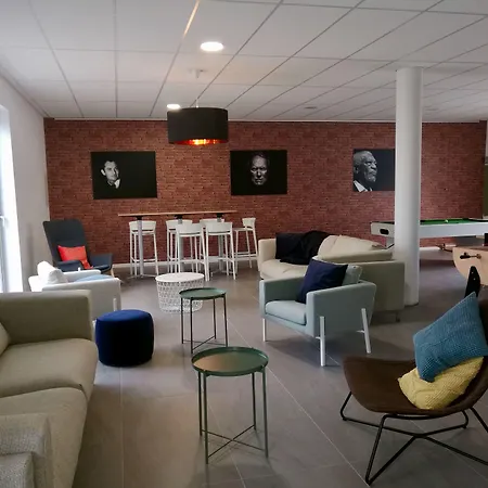 Brit Hotel Martigues Nord-2