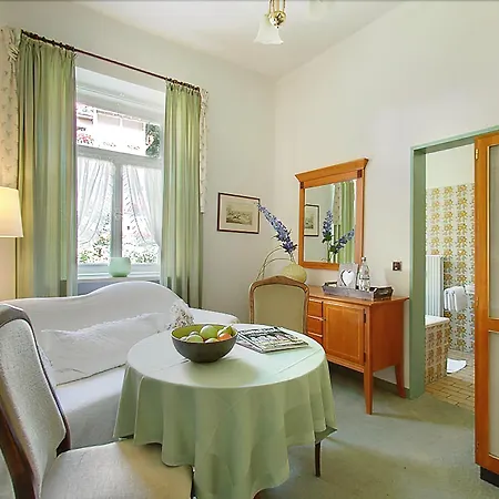 Hotel Kolbergarten-3