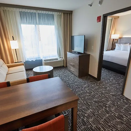 Gundersen Hotel & Suites-2